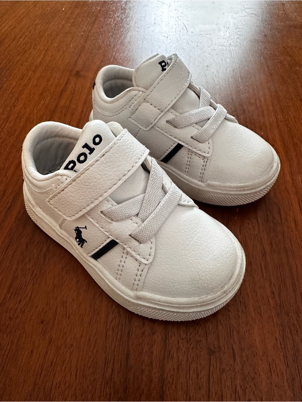Polo by Ralph Lauren Kids White Casual Sneaker with Hook-and-Loop Strap size 5